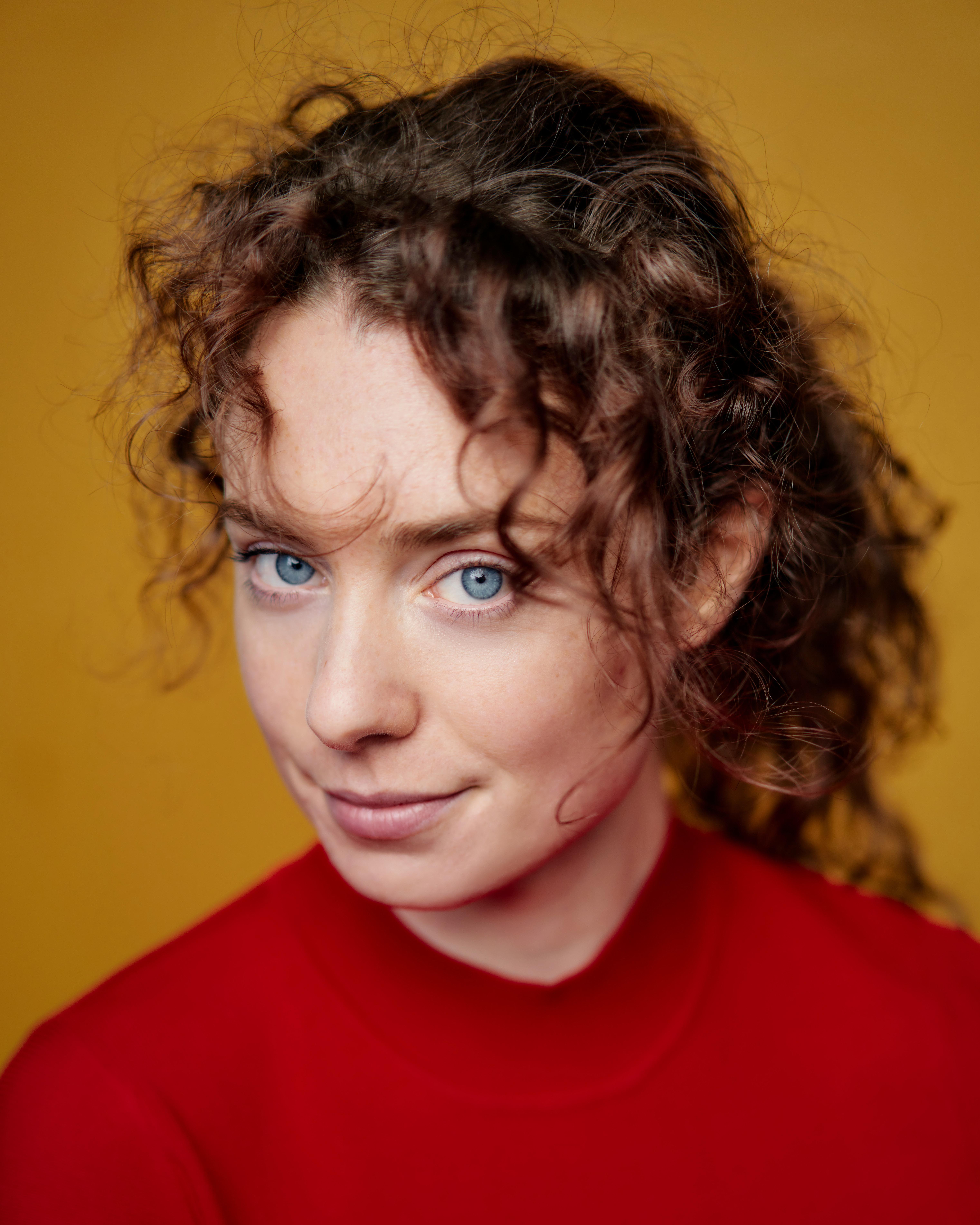 actor Roisin Browne large photo