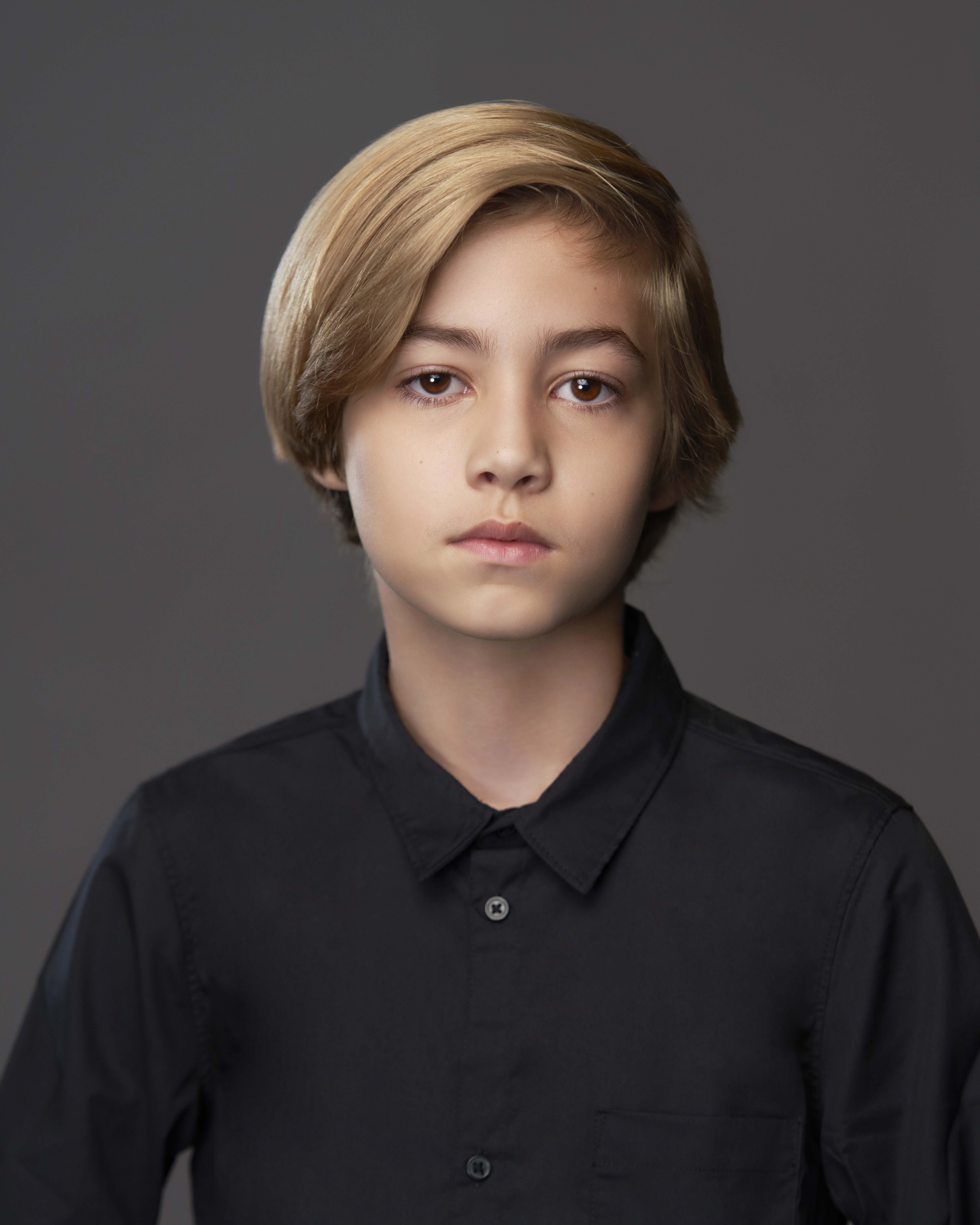 actor William Delesk large photo