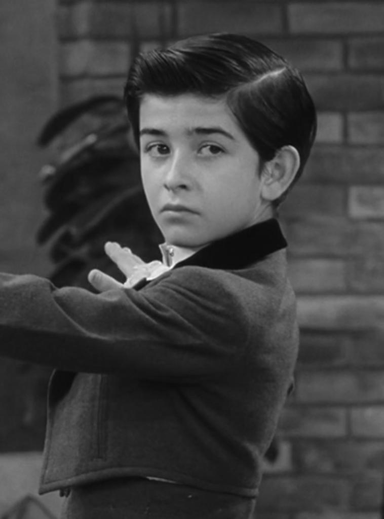 actor Michael Davis large photo