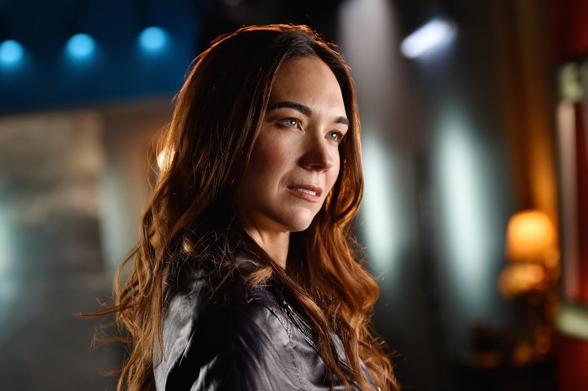 actor Jennifer Lynn Warren large photo