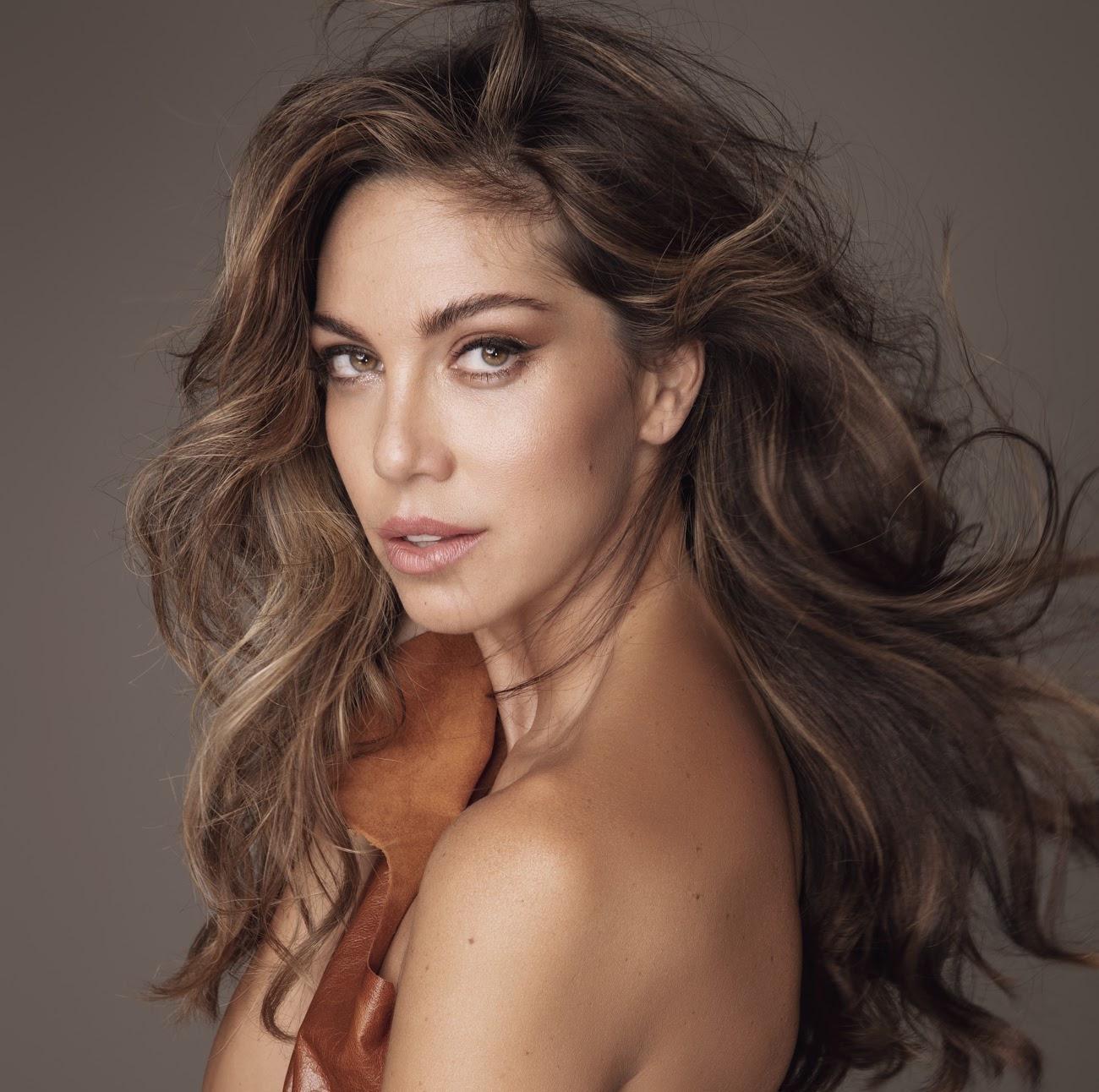 actor Eleonora Pieroni large photo