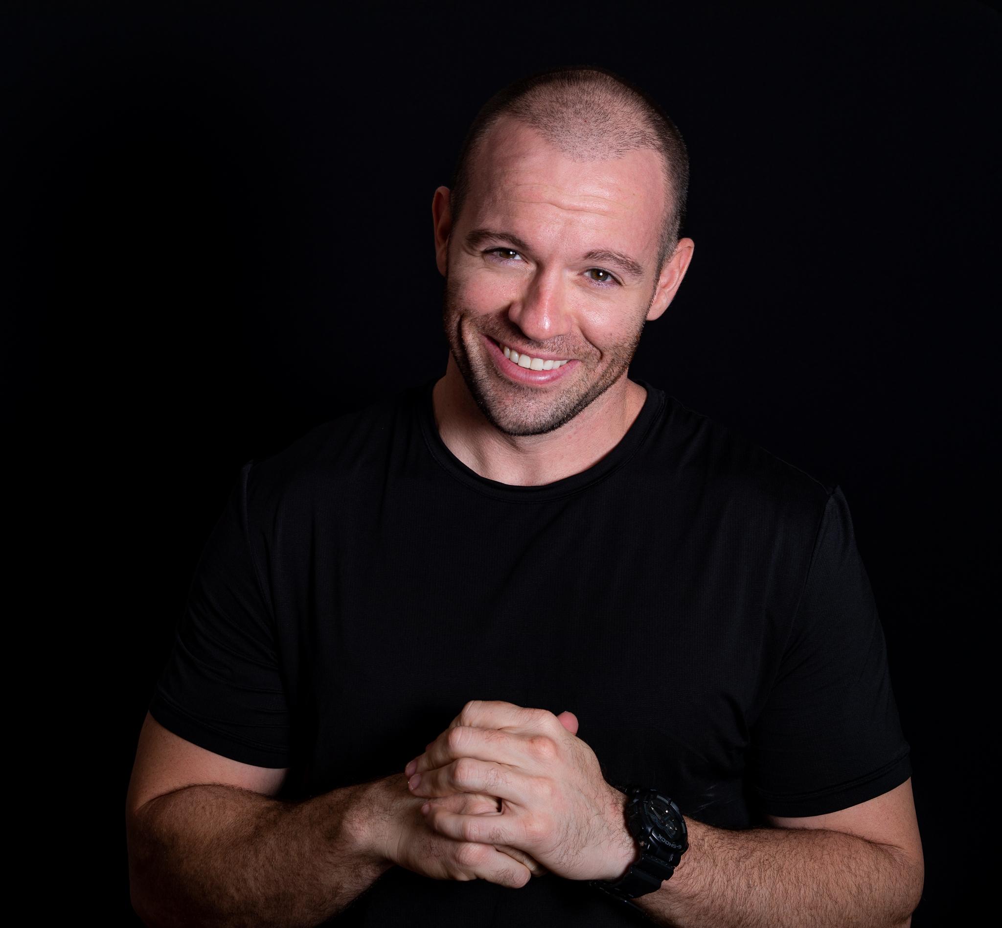 actor Casey Graves large photo