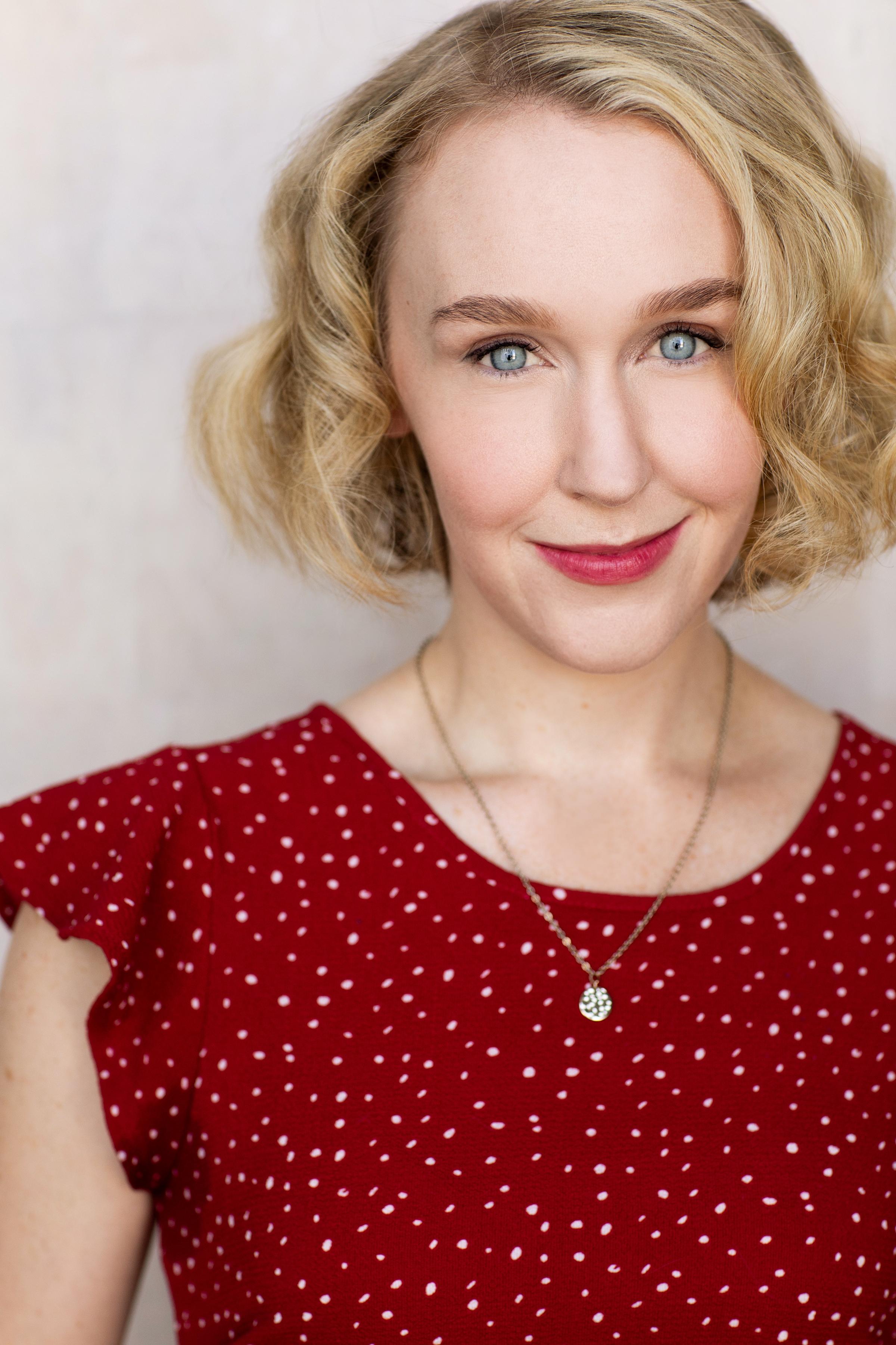 actor Allison Lobel large photo