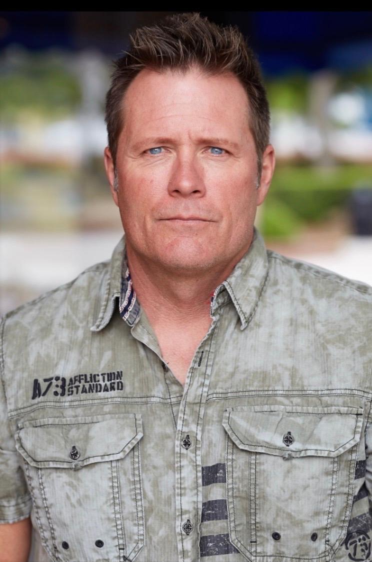 actor Christopher Parker large photo