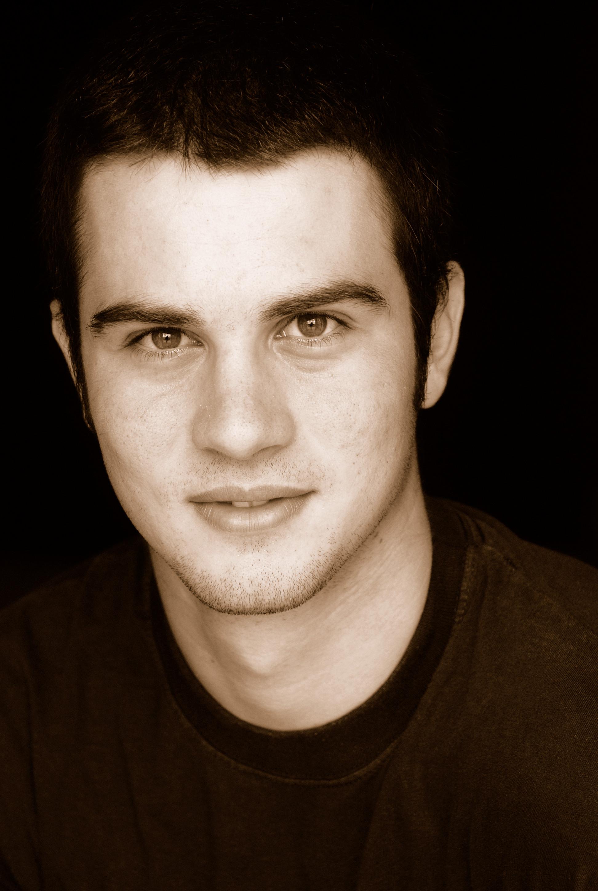 actor Lorenzo Lucchetti large photo