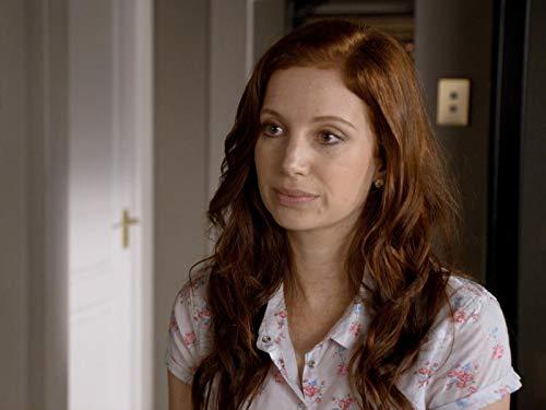 actor Hannah Marshall large photo