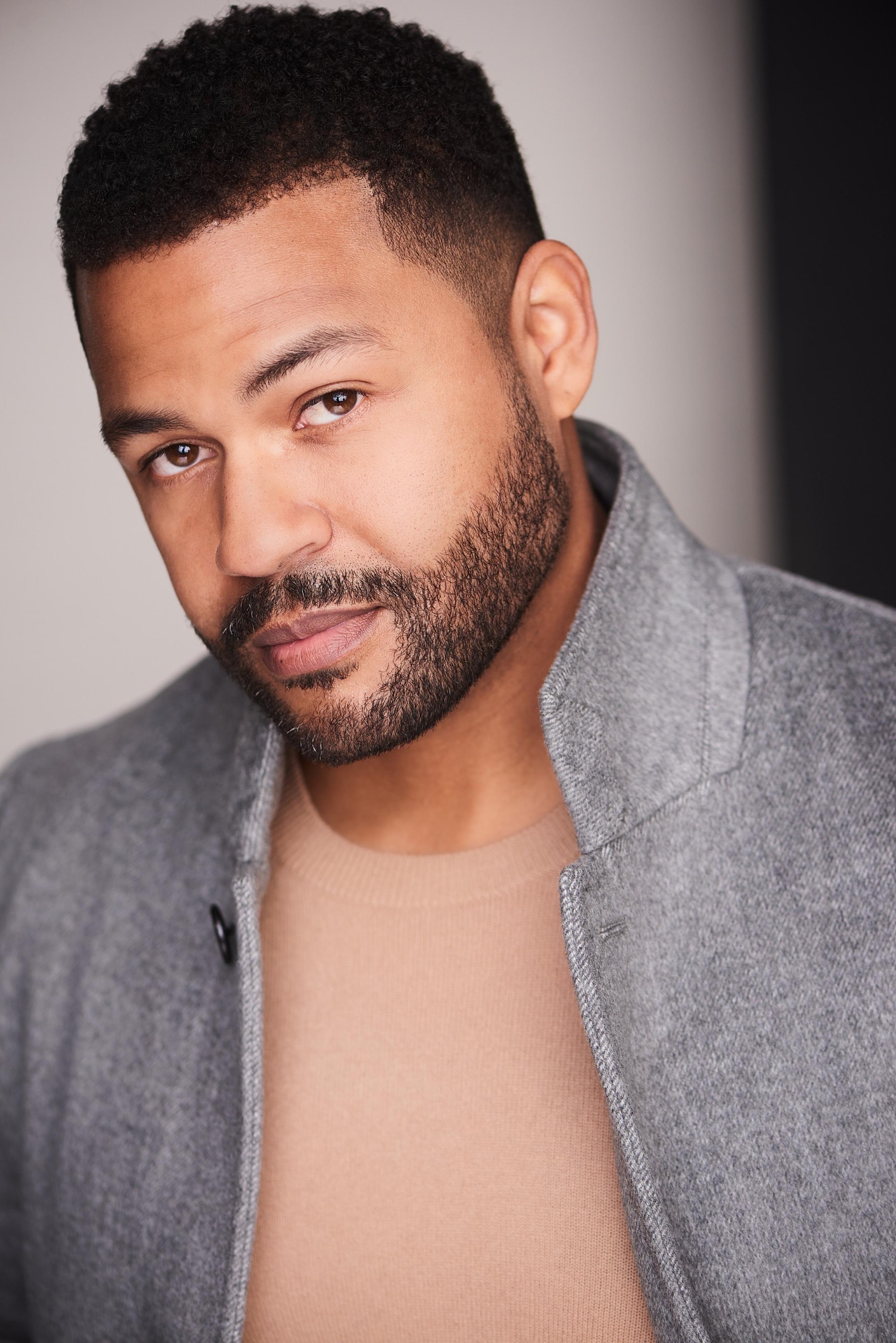 actor Kristofer Gordon large photo