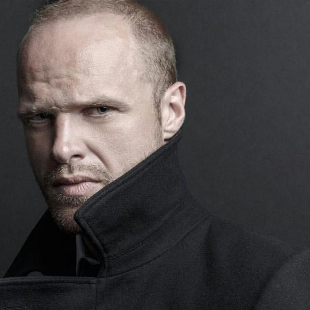 actor Charles Bisset large photo