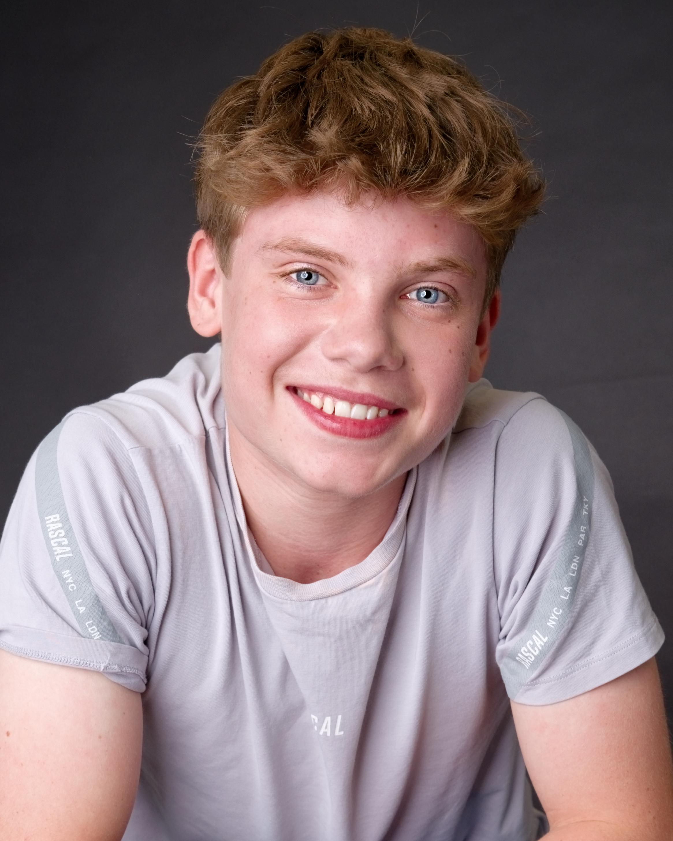 actor Zach Colton large photo