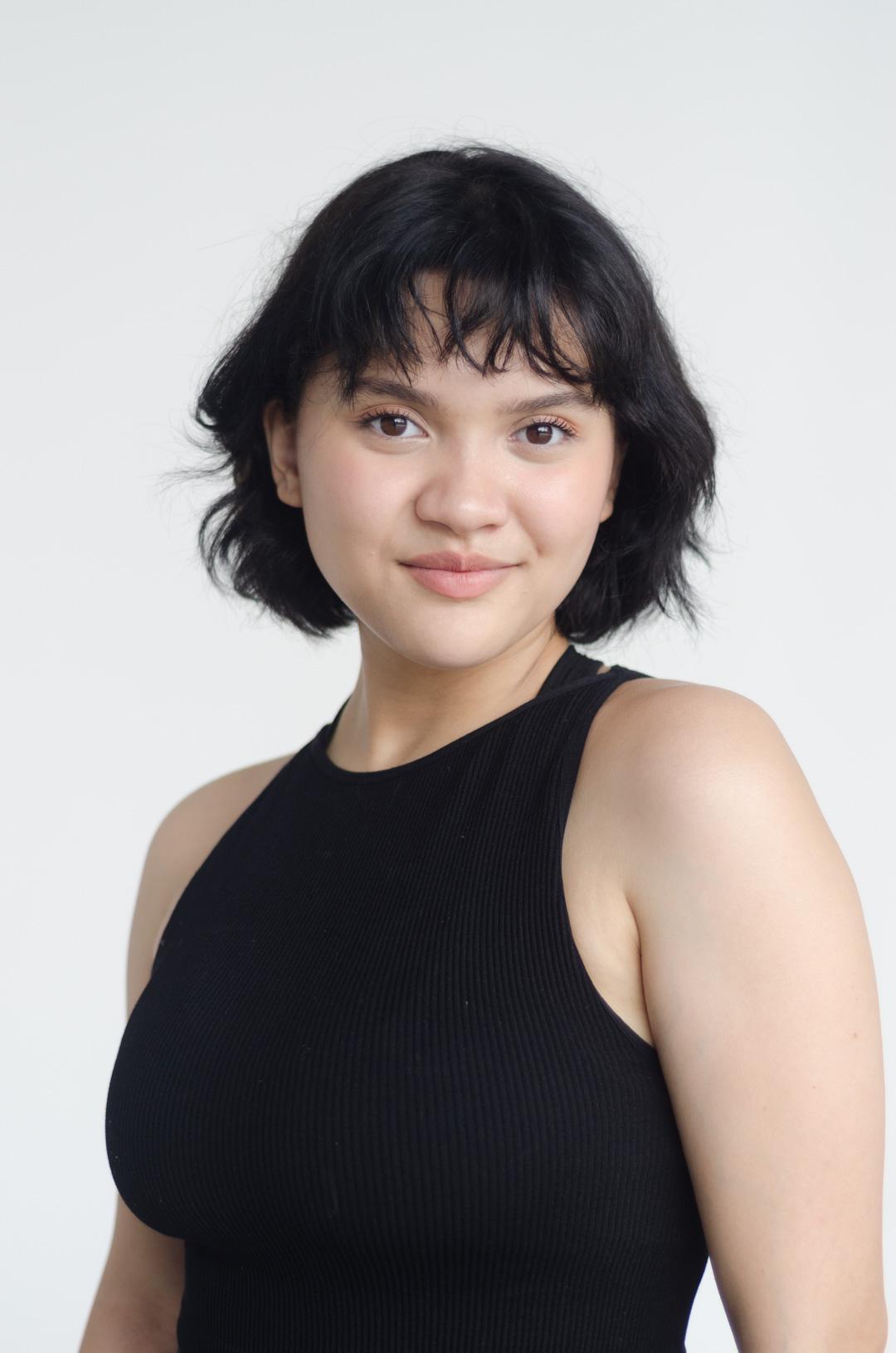 actor Mia Sara Shauki large photo