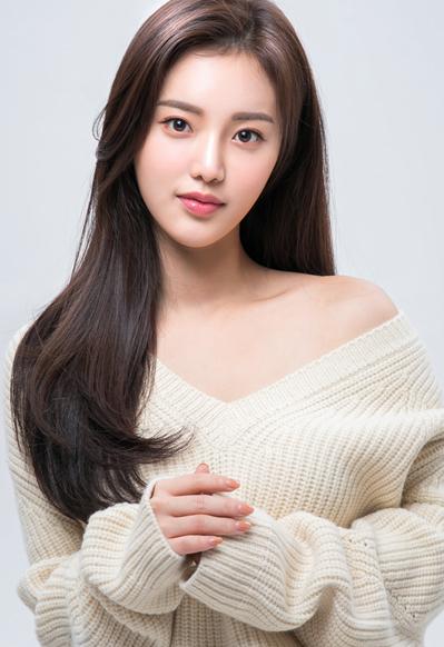 actor Han So-eun large photo