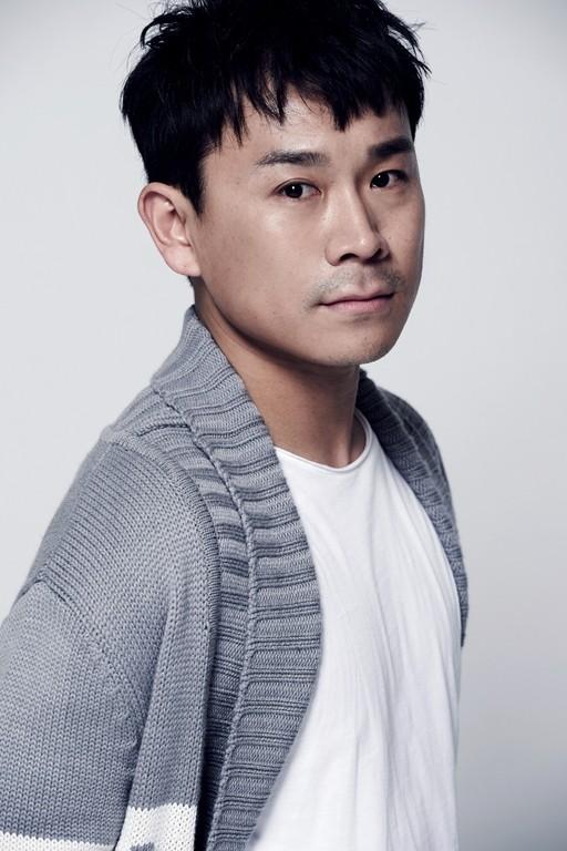 actor Kim Dae-Gon large photo