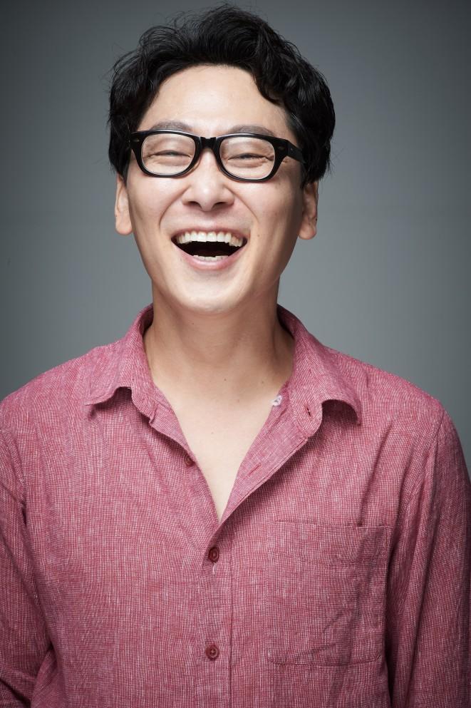 actor Kim Dong-hyeon large photo