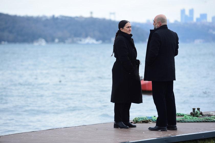 actor Yesim Gül Aksar large photo