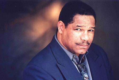 actor Dan Martin large photo