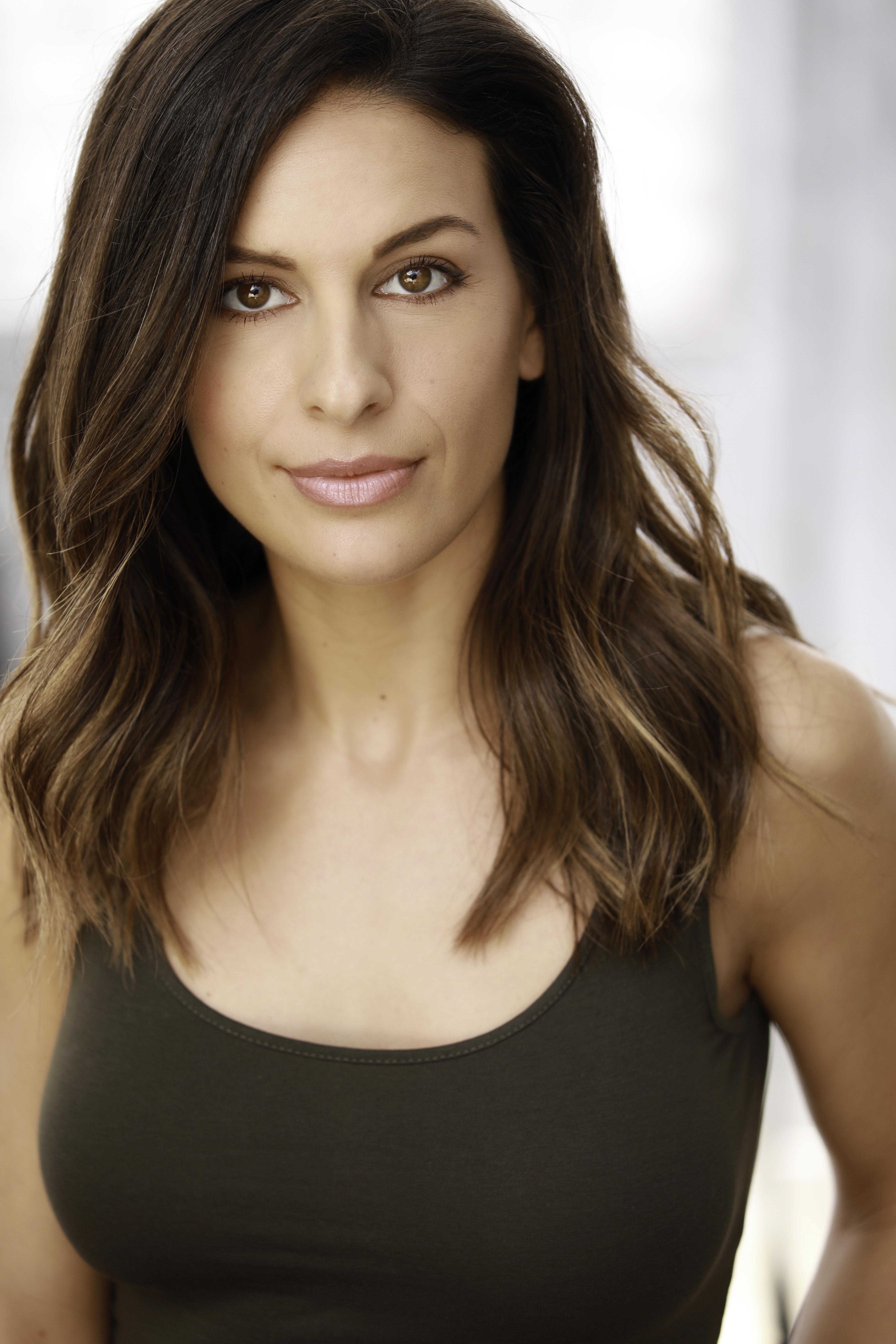 actor Megan Loya McQueen large photo