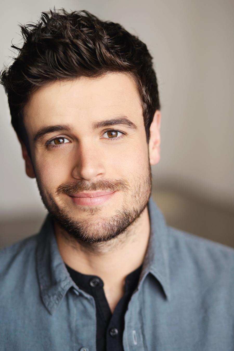 actor Nick Cafero large photo