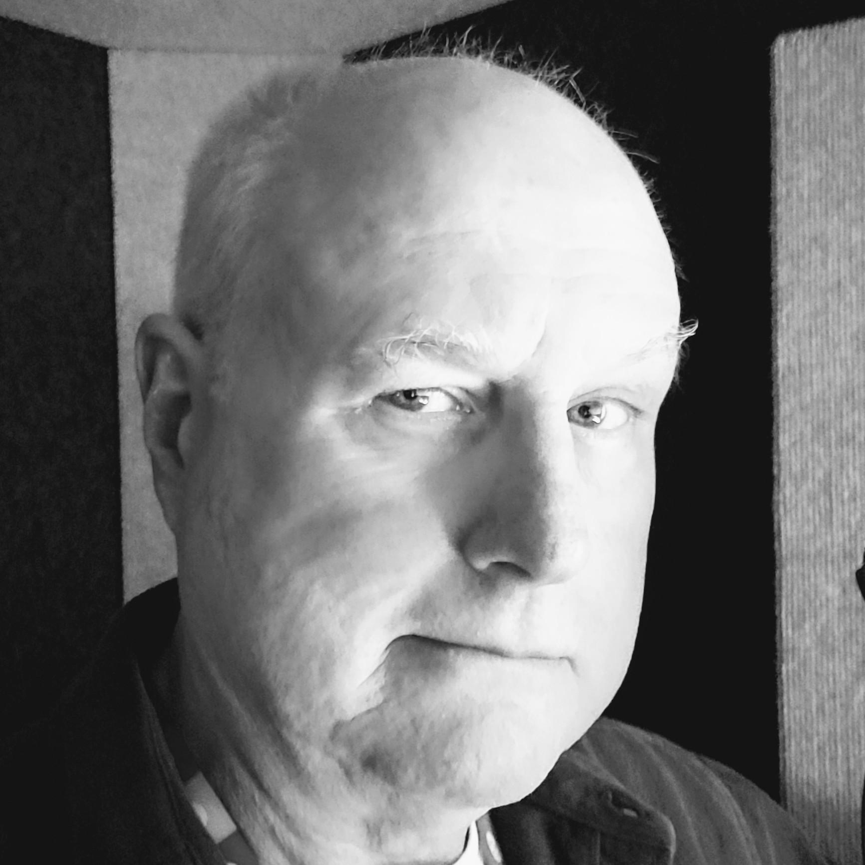 actor Mark Stoddard large photo