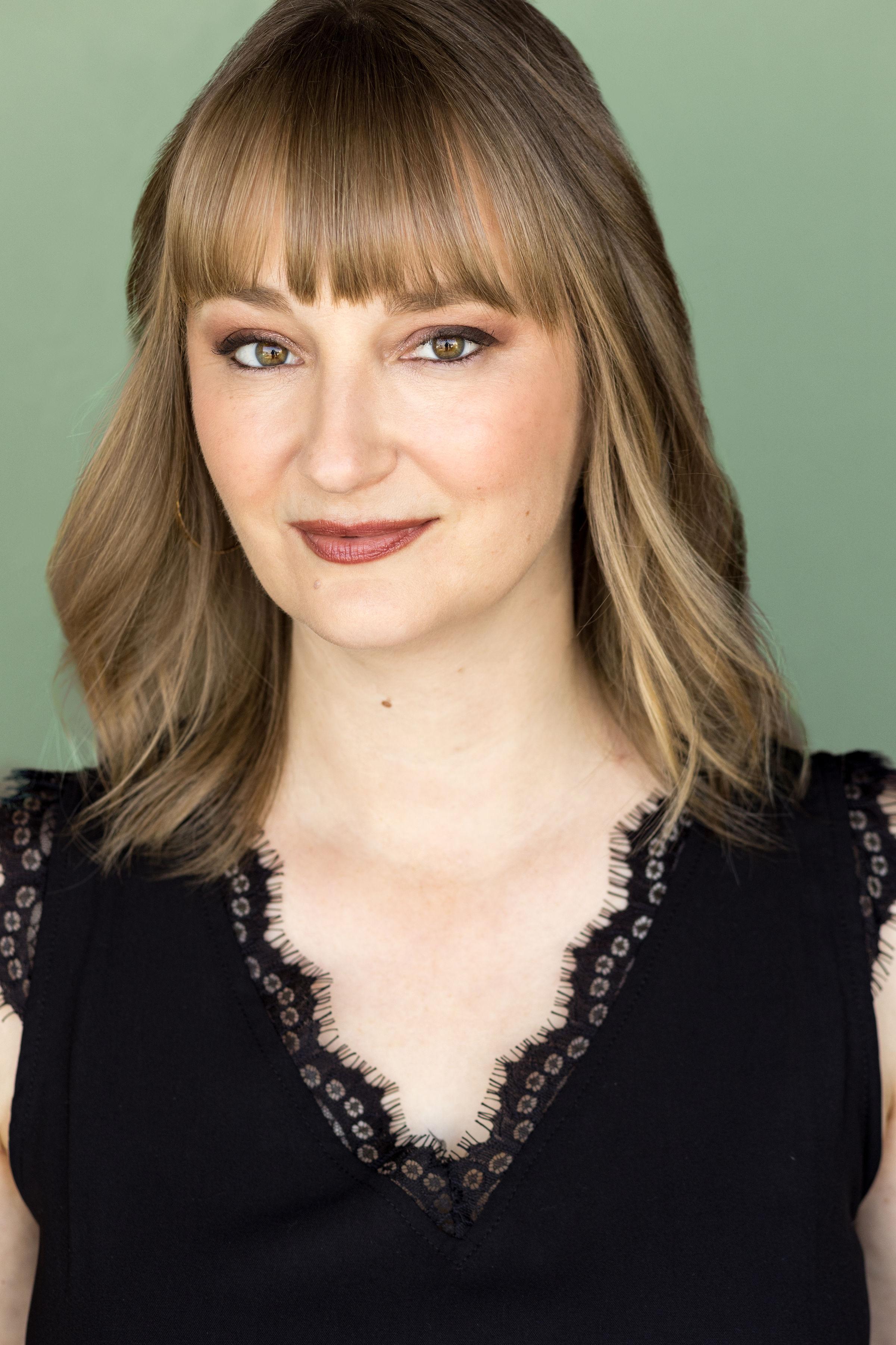 actor Rebecca Lynch large photo