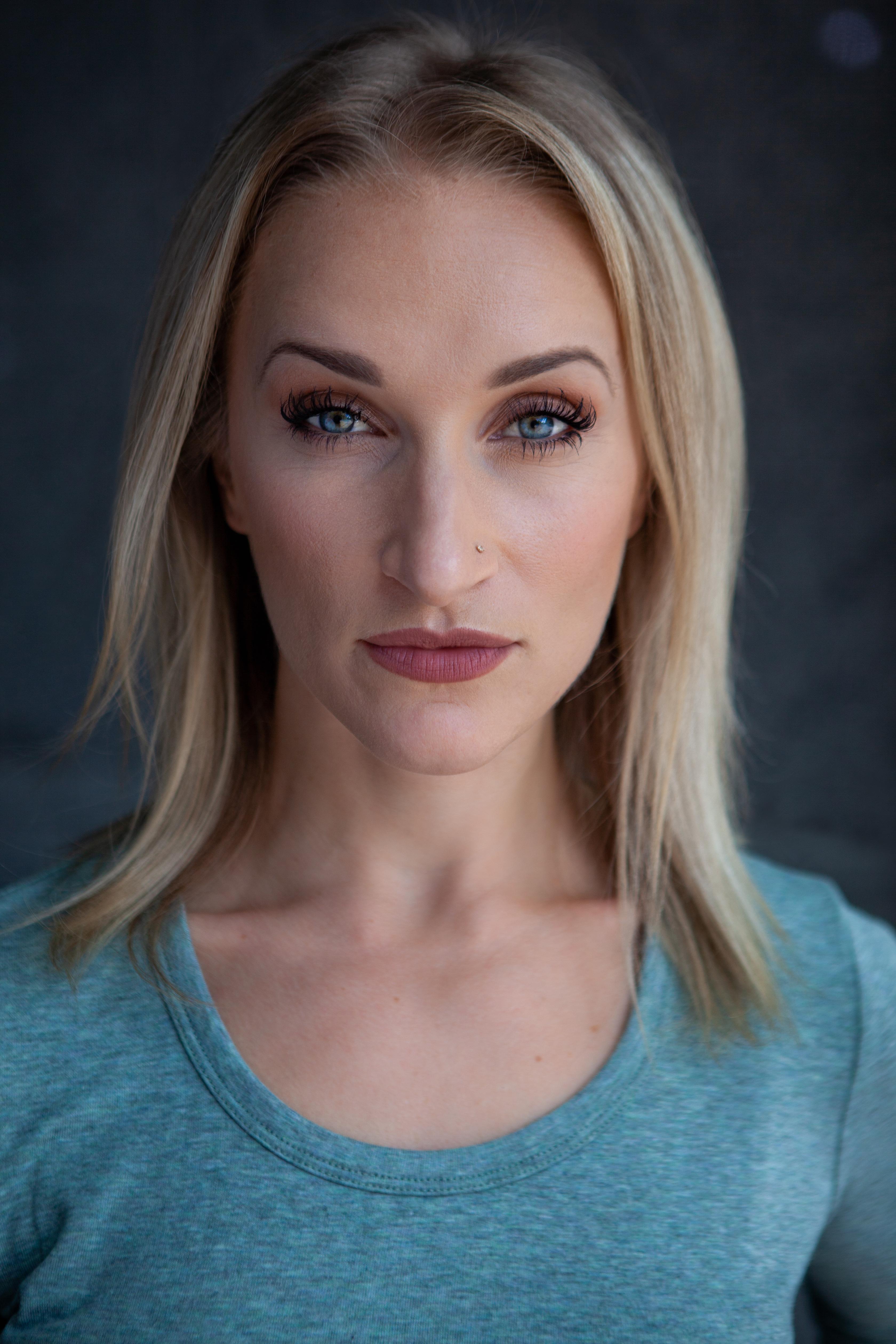 actor Mandy Corbett large photo