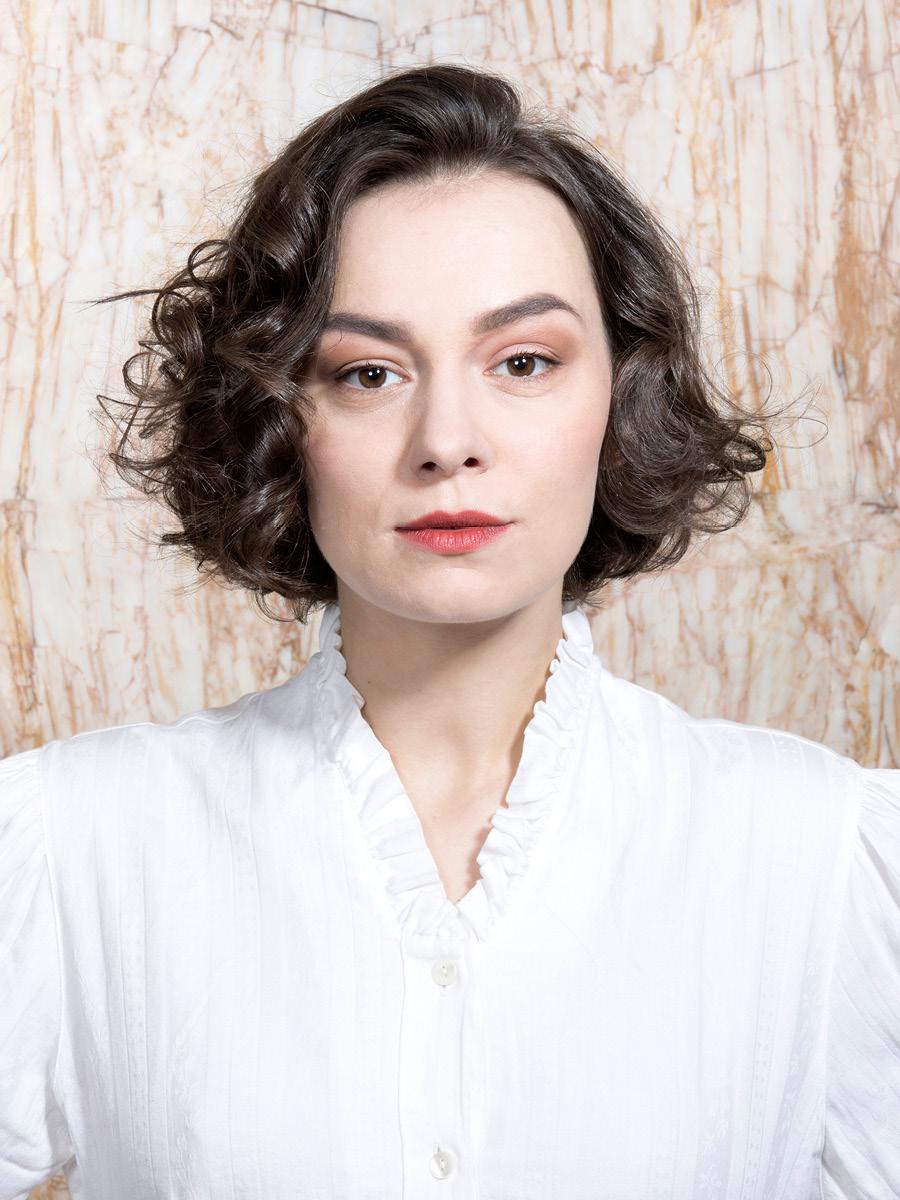 actor Beata Kanokova large photo