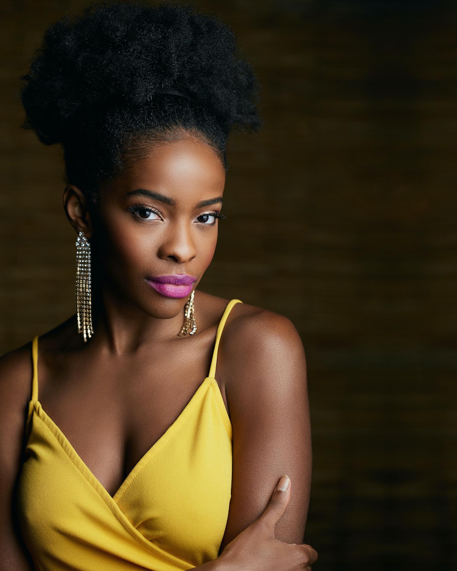 actor Samantha Cole large photo