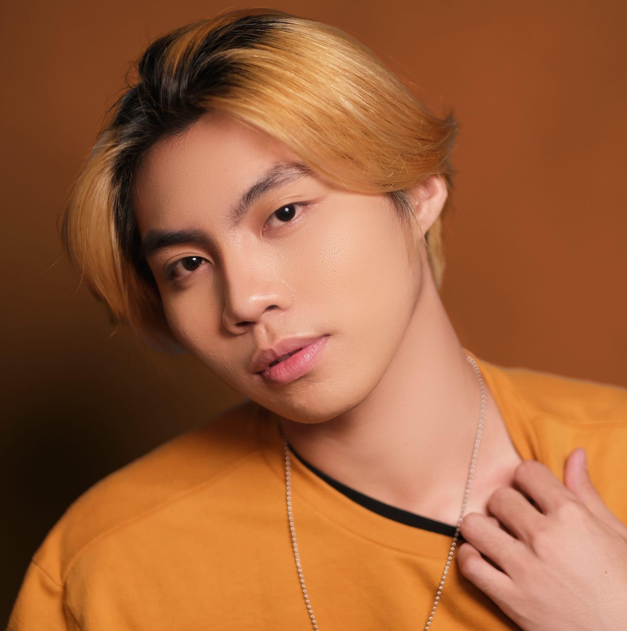 actor John Lorenz Ponce large photo