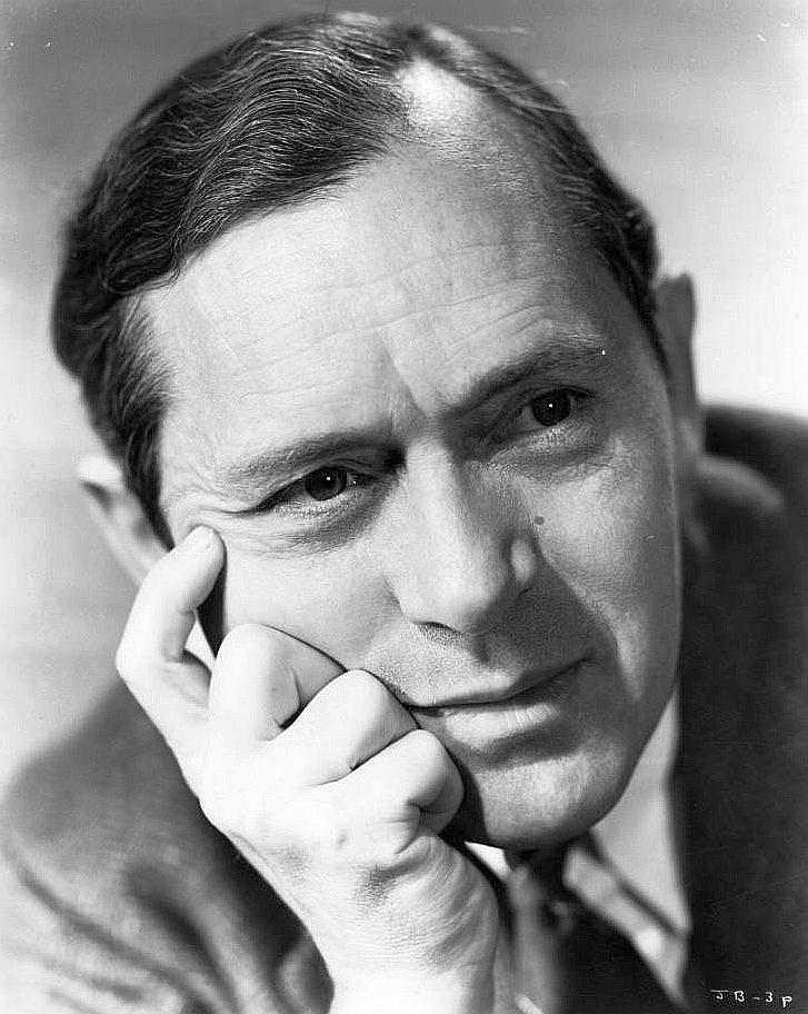 actor James Bell large photo