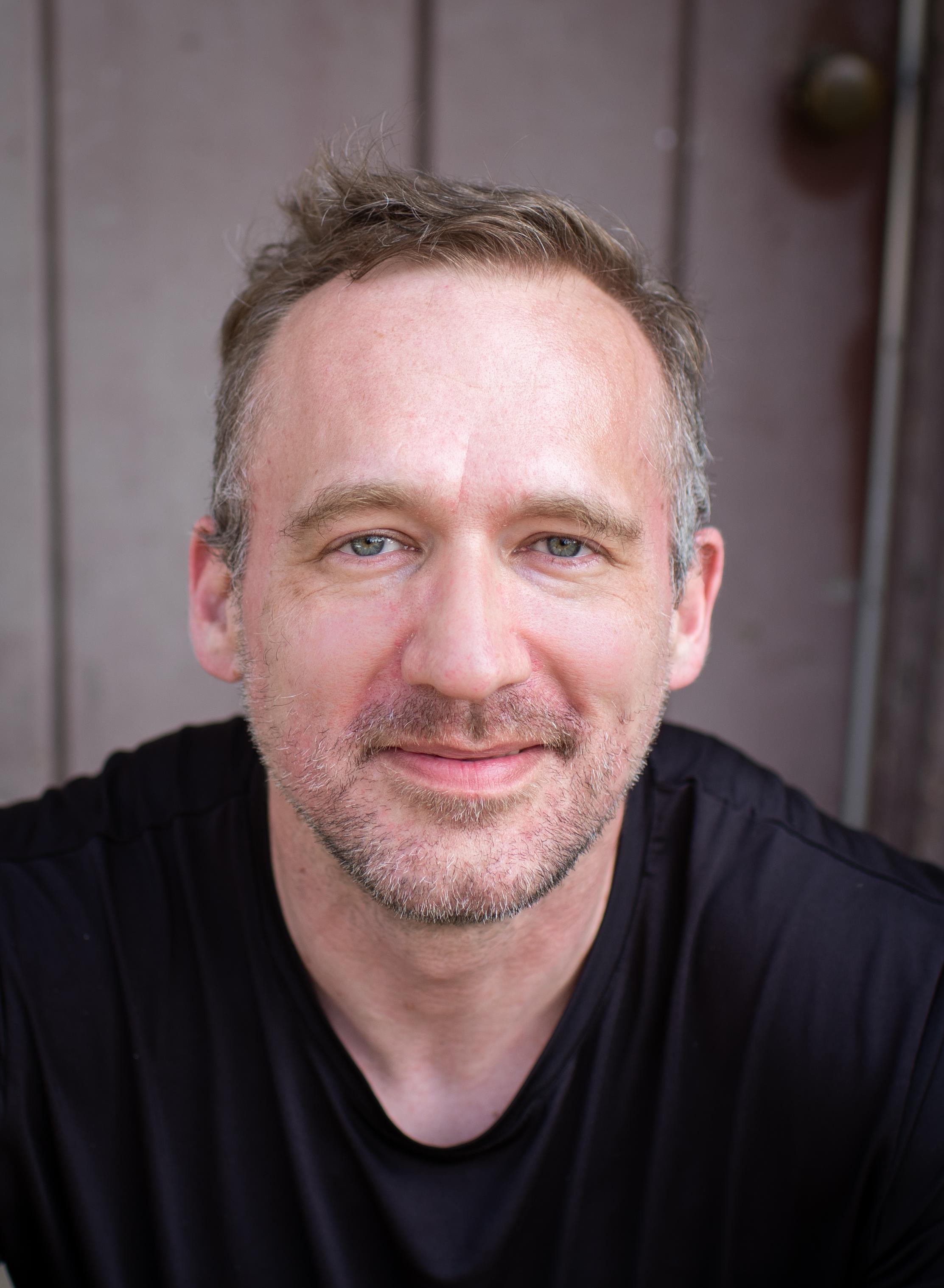 actor Mark Gorecki large photo