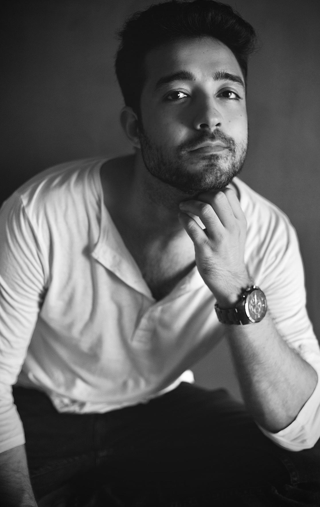 actor Paresh Pahuja large photo