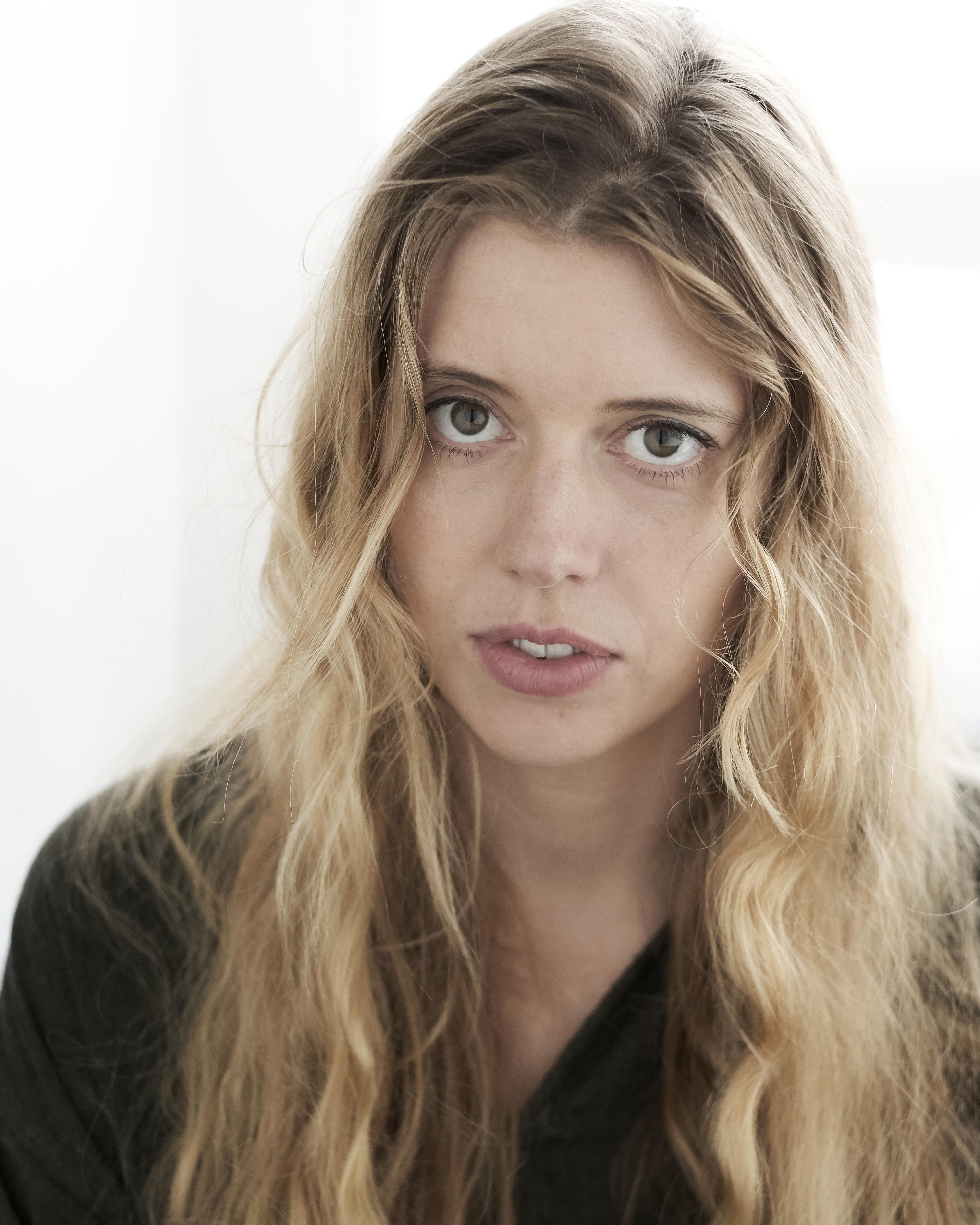 actor Christabel Clark large photo