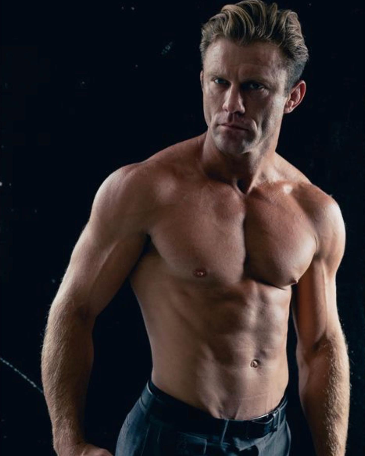 actor Luke J I Smith large photo