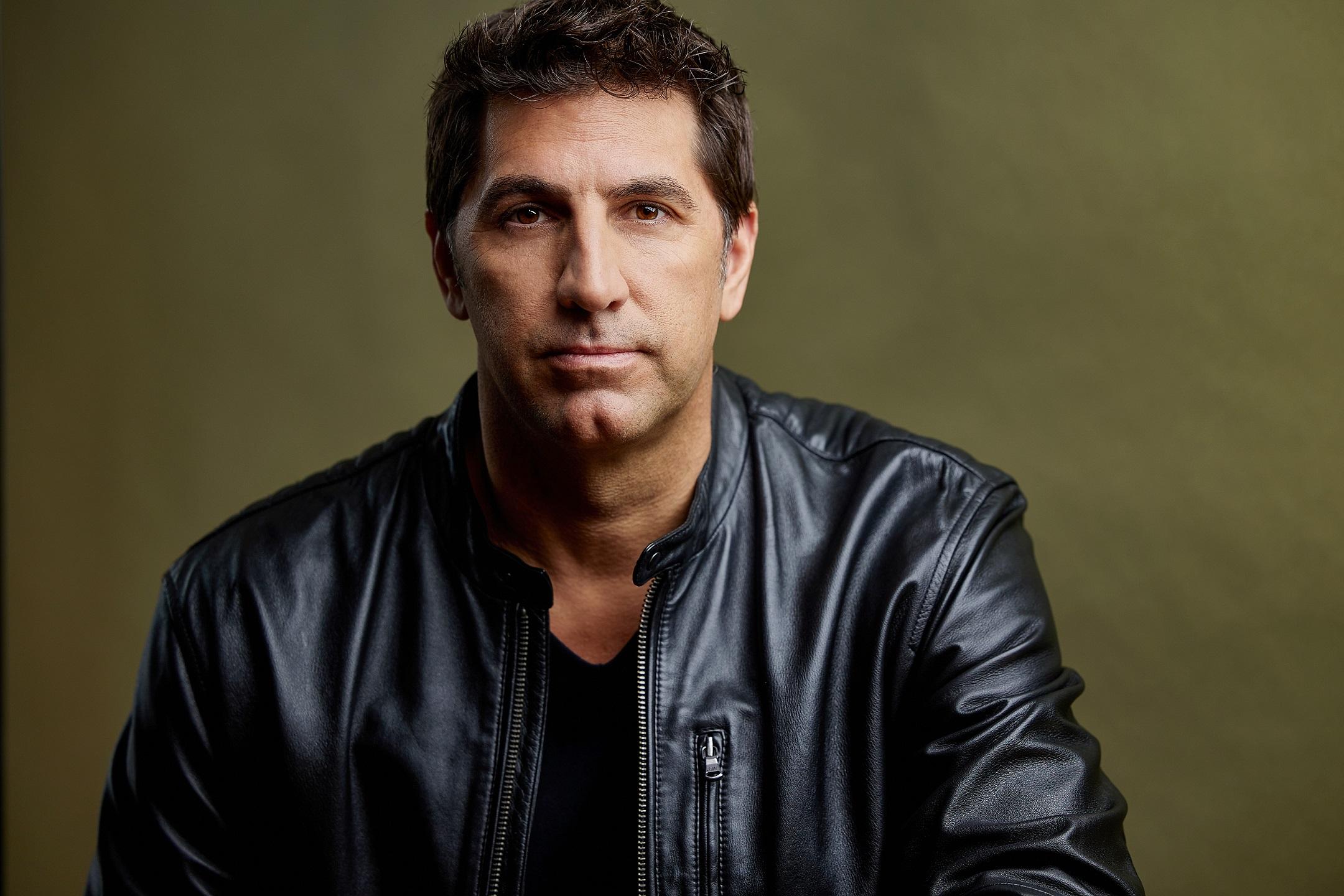 actor John De Toro large photo