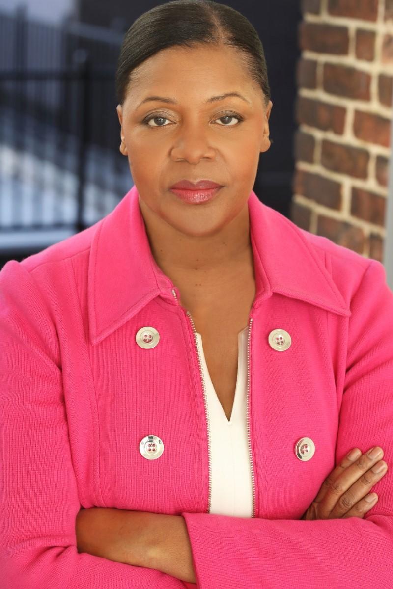 actor Shelly Burrell large photo