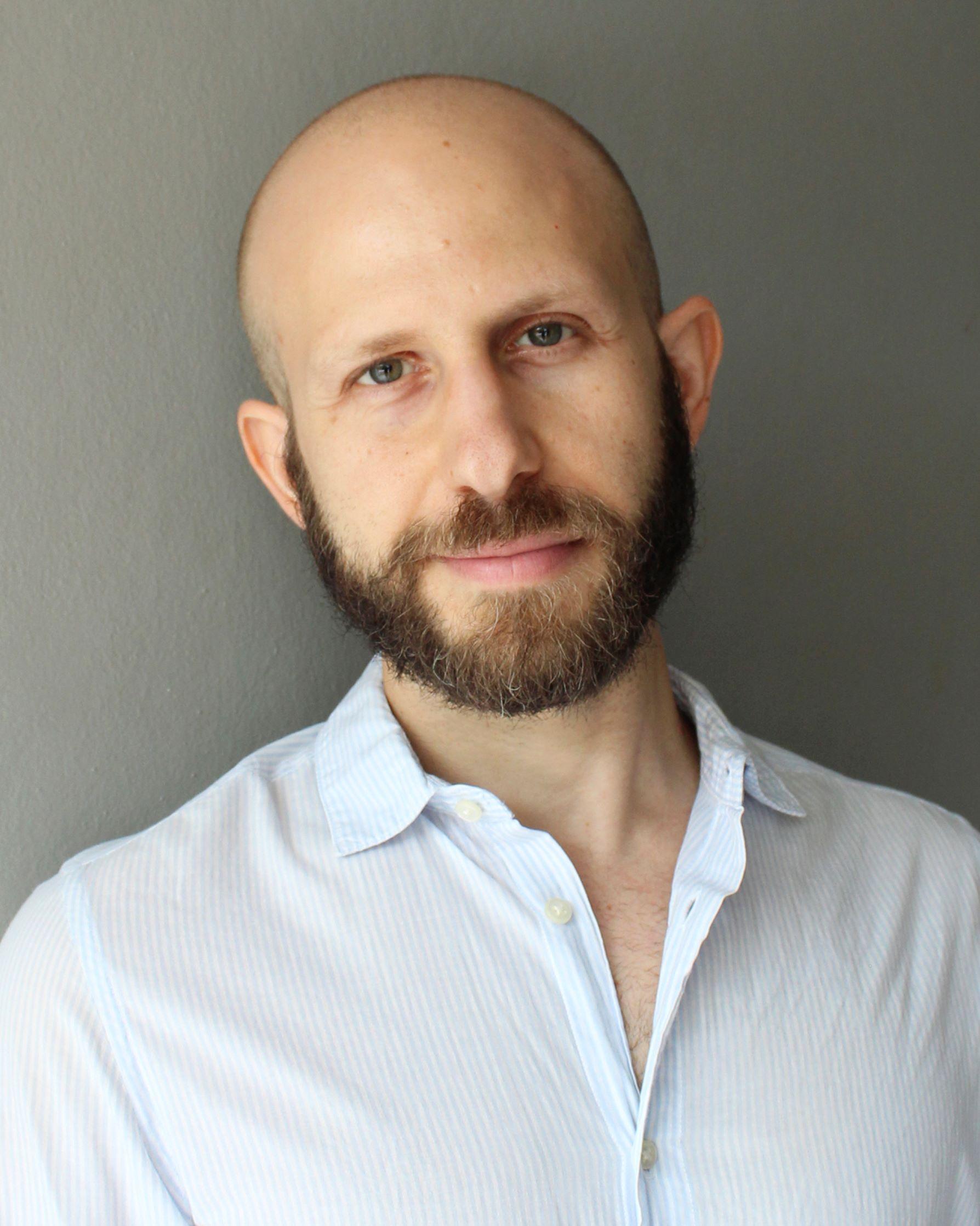 actor Roger Wasserman large photo