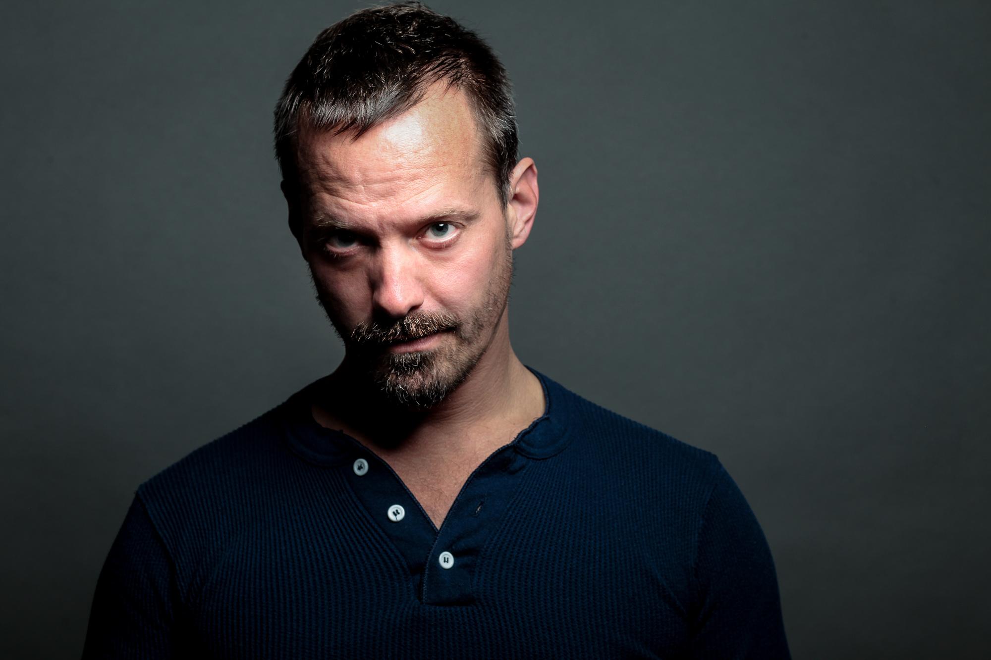 actor Dan Pesta large photo