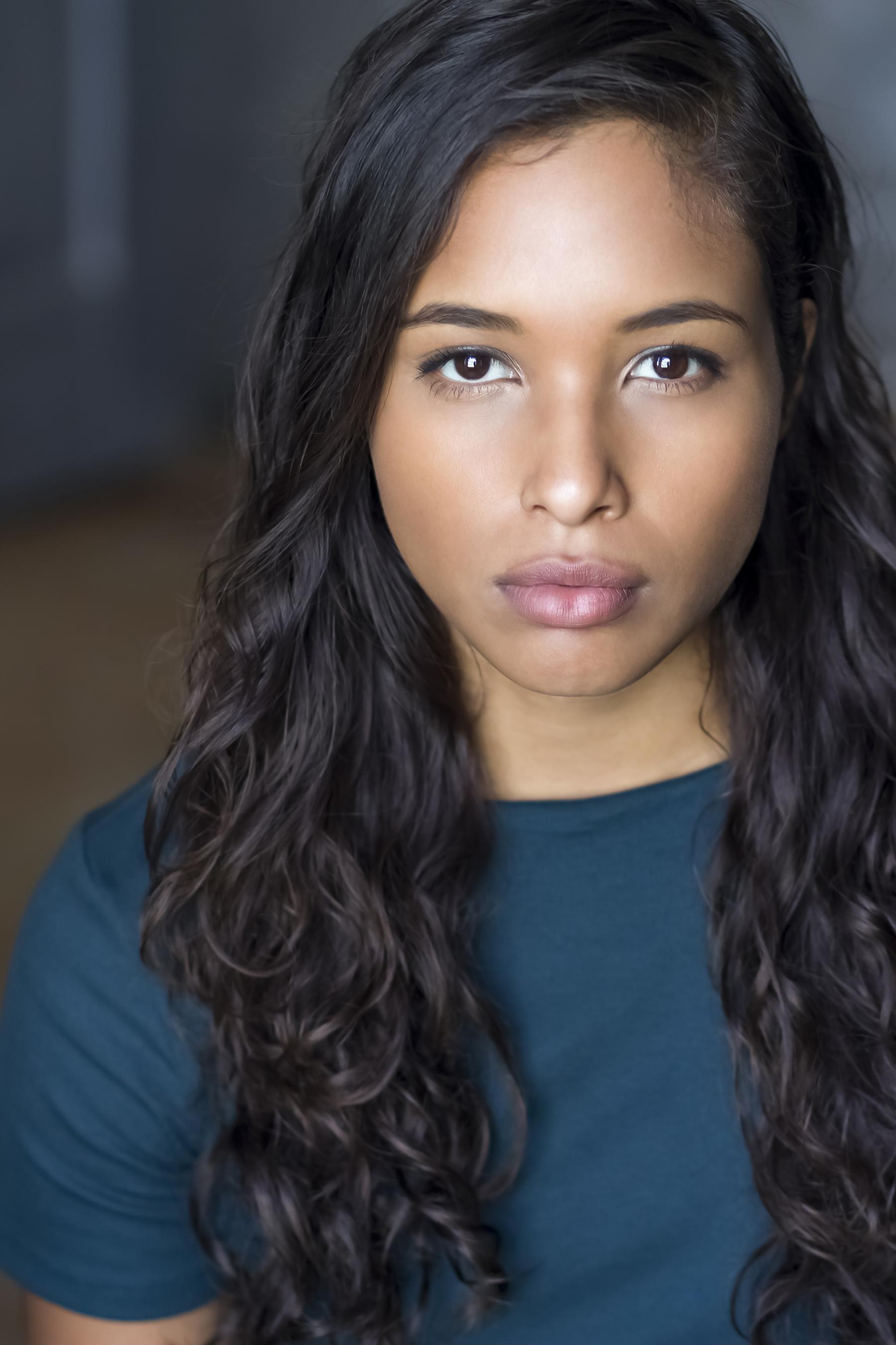 actor Ashley London large photo