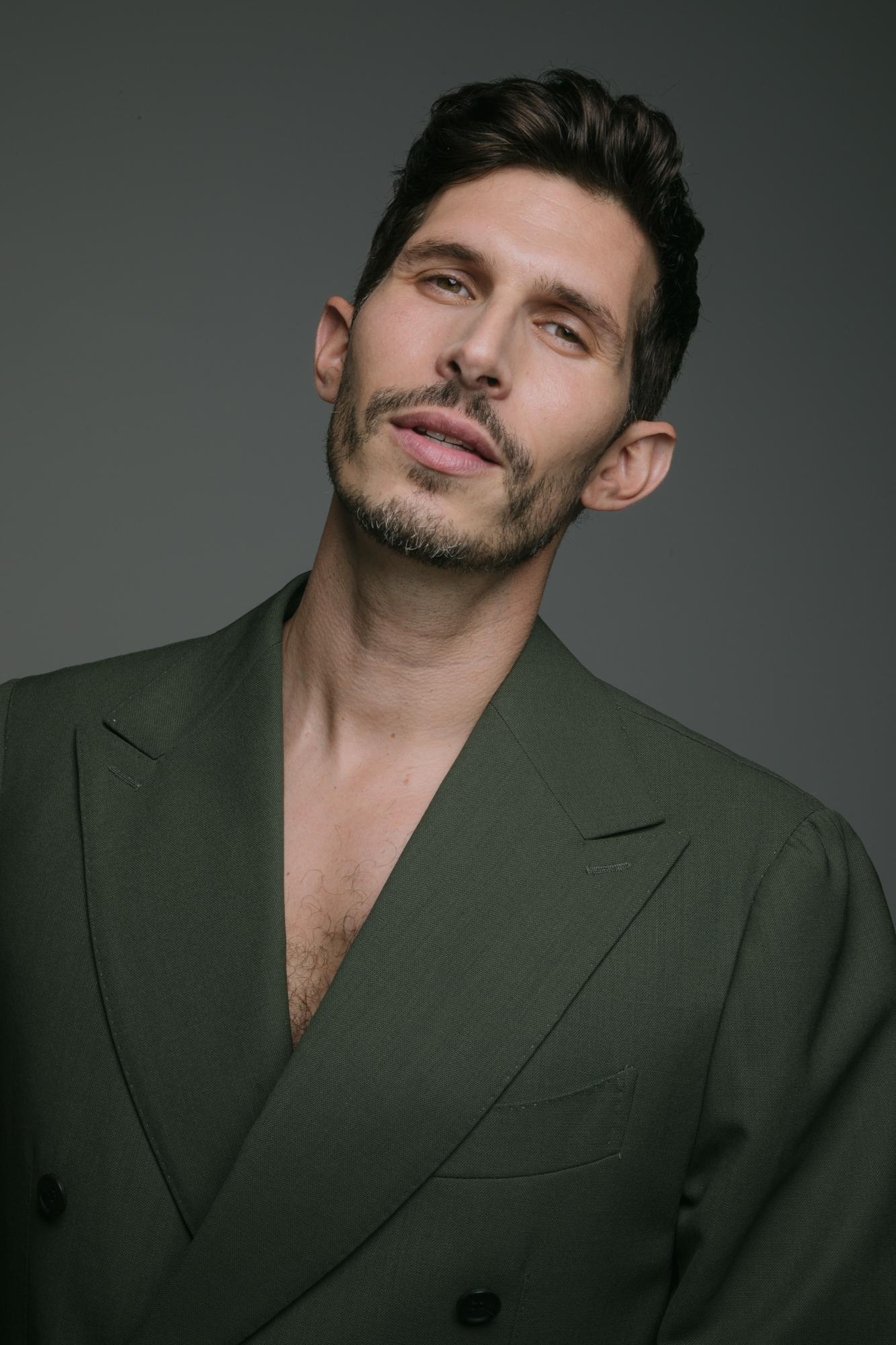 actor Alexander Devrient large photo