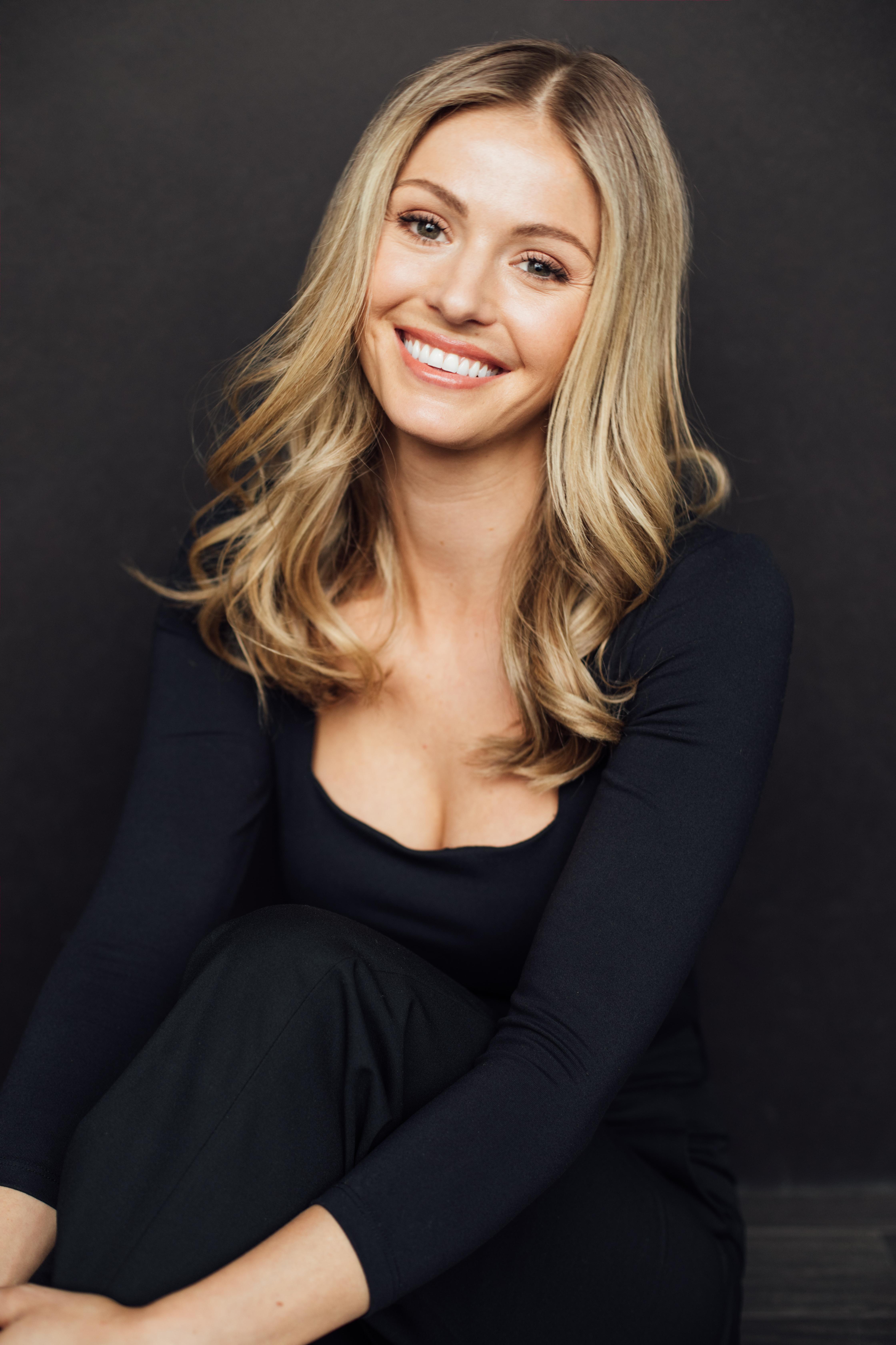 actor Rebecca Dalton large photo