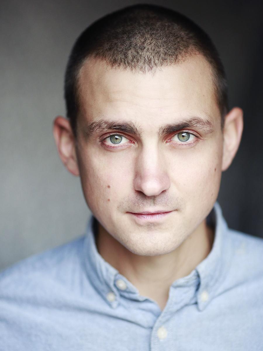 actor Joel Gillman large photo