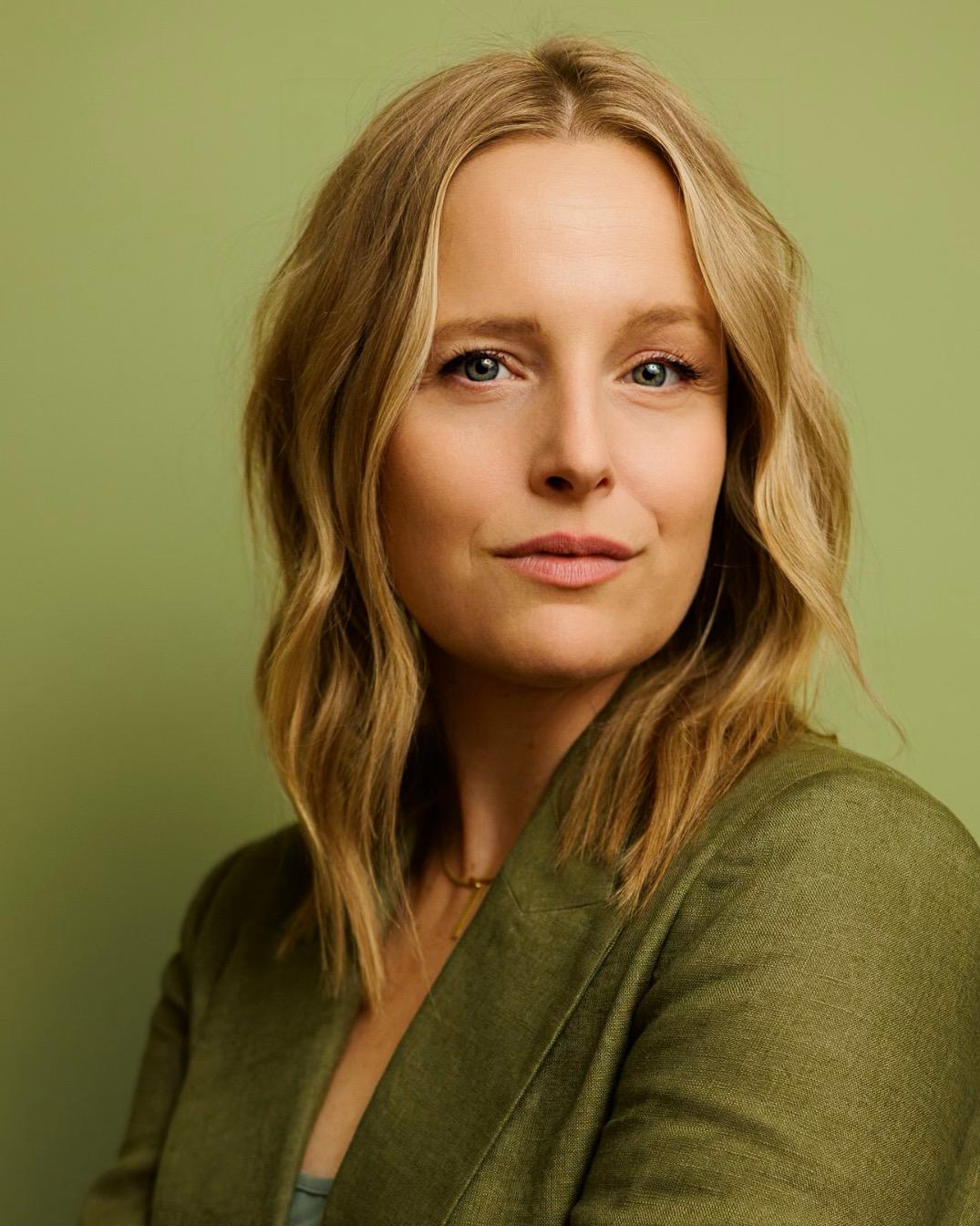 actor Sarah Smyth large photo