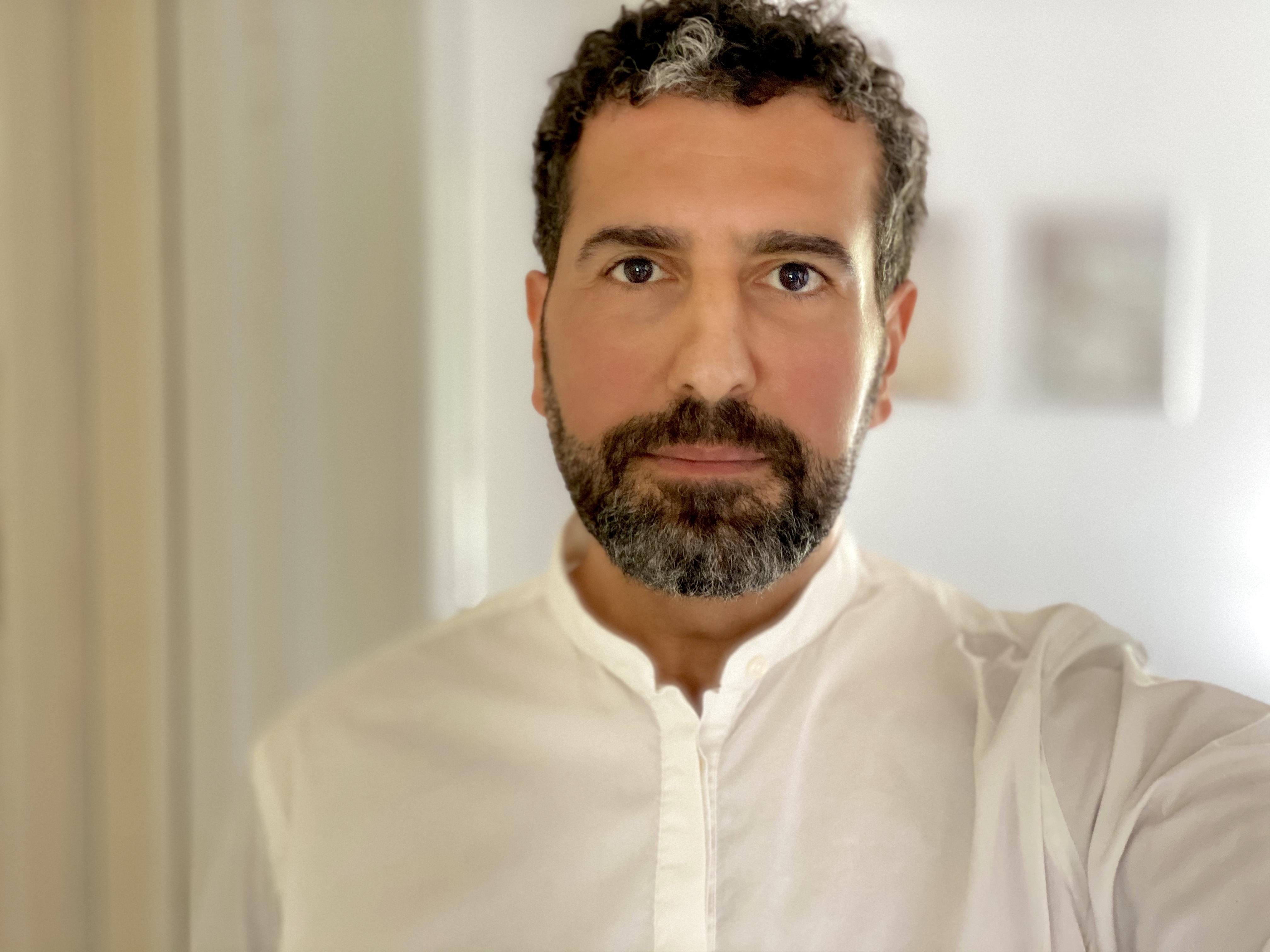 actor Isa Aouifia large photo