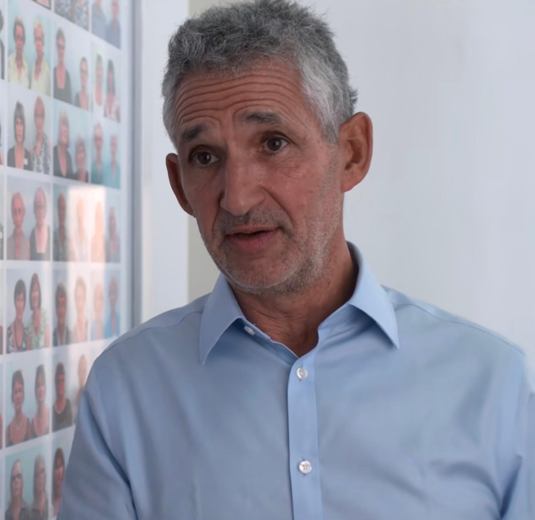 actor Tim Spector large photo