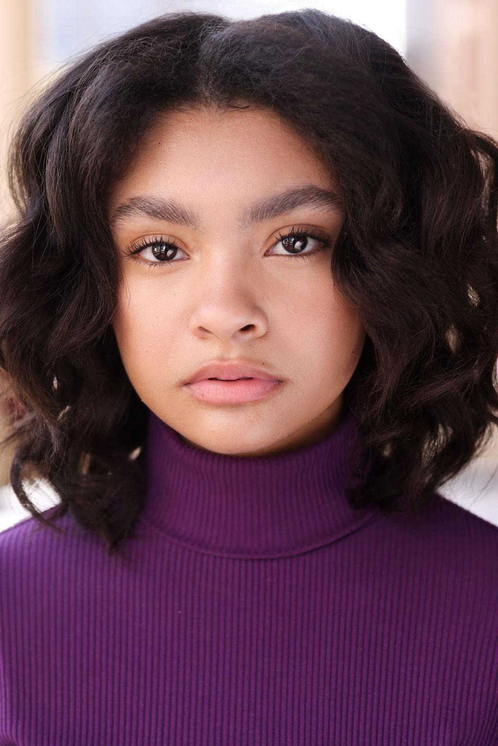 actor Hailey Philip large photo