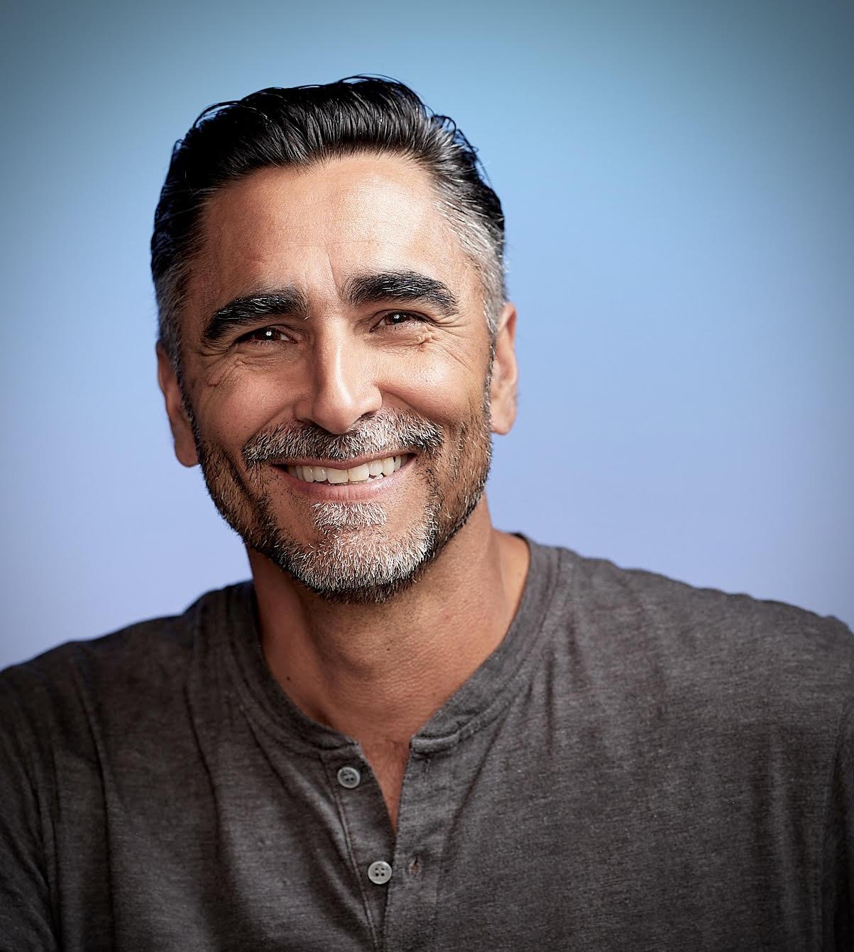 actor Andrew James Diaz large photo