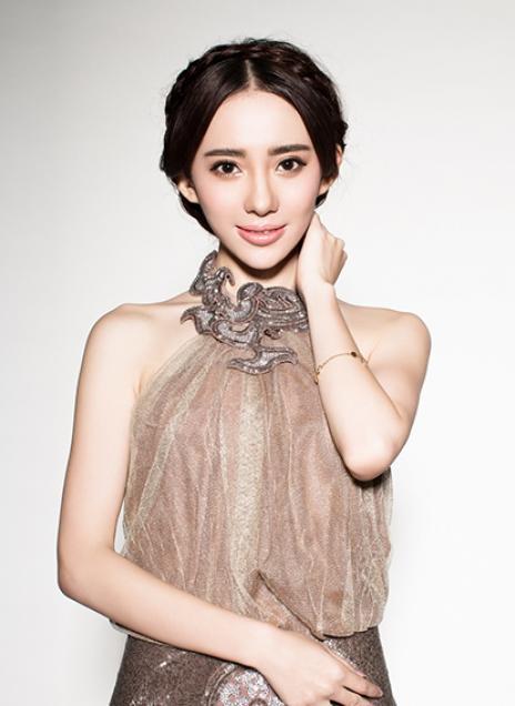 actor Mengmeng Liu large photo