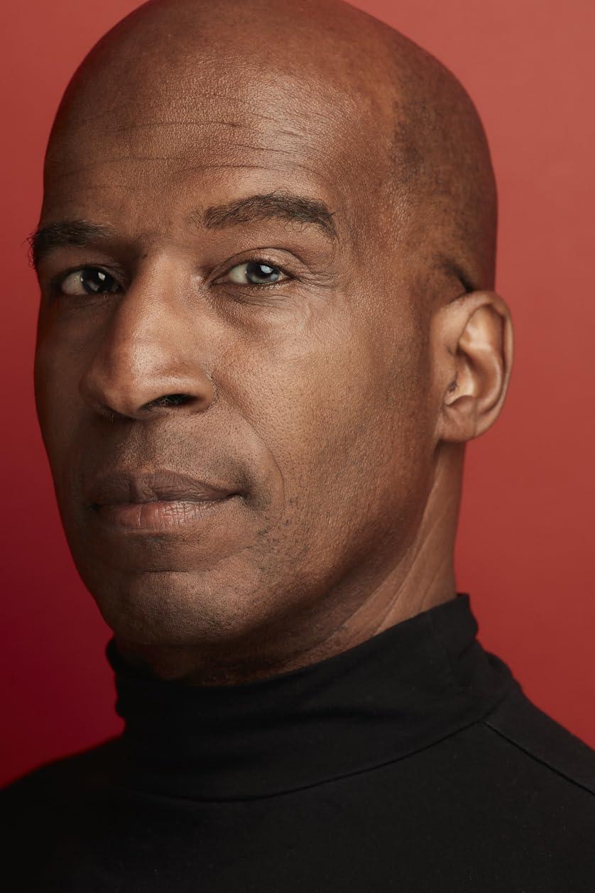 actor Phil Darius Wallace large photo