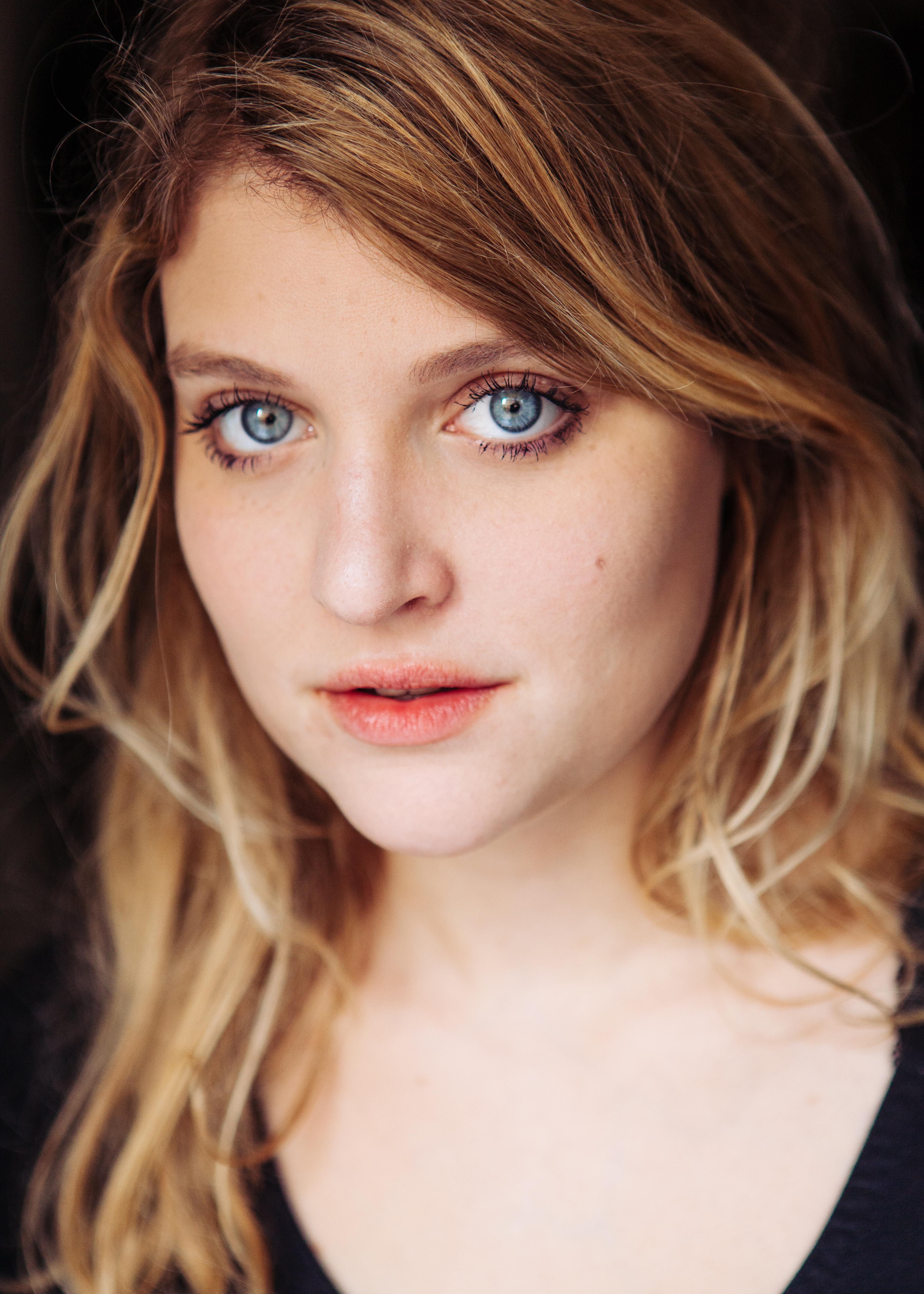 actor Lara Mandoki large photo