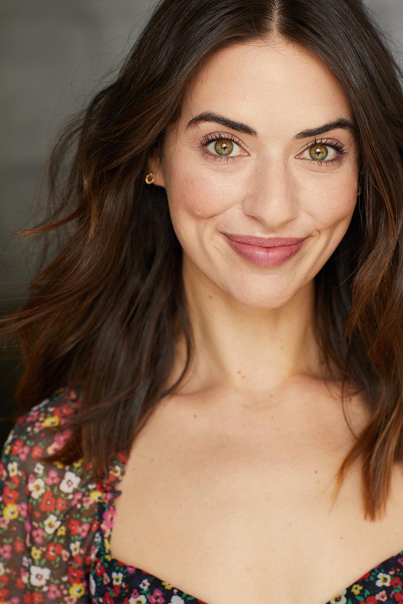 actor Jasmine Wattar large photo