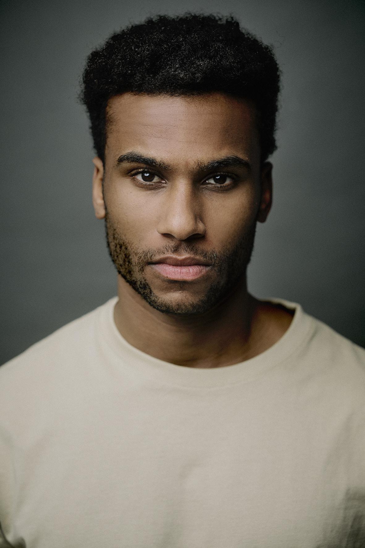 actor Tijan Njie large photo